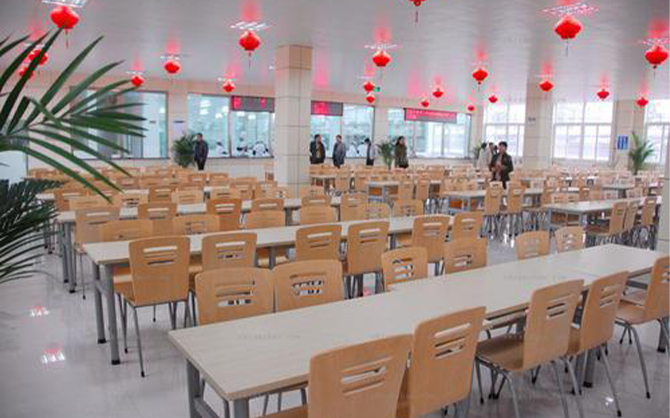 企業(yè)食堂承包業(yè)務(wù)的優(yōu)劣與選哪家合作更重要