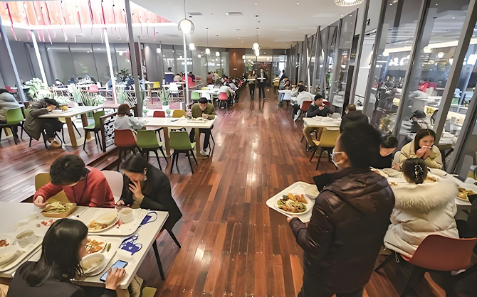伍堡食堂承包