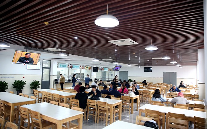 為什么石獅的工廠食堂外包受到追捧？